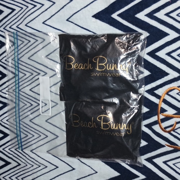 Beach Bunny NWT Ray Of Light LG Top MD Skimpy Bottom - Picture 12 of 12